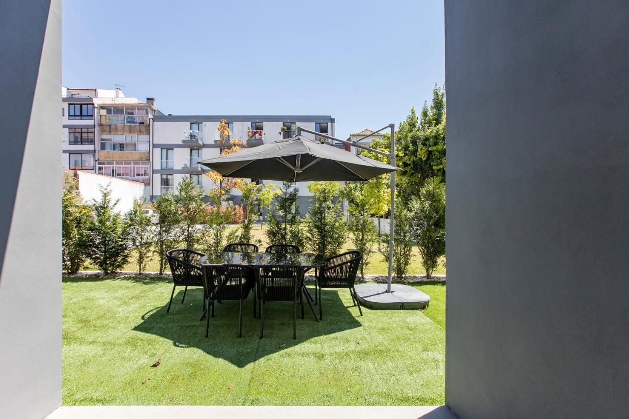 Superb 1Br Flat W/ Garden, Ac & Free Parking By Lovelystay Порту Екстер'єр фото