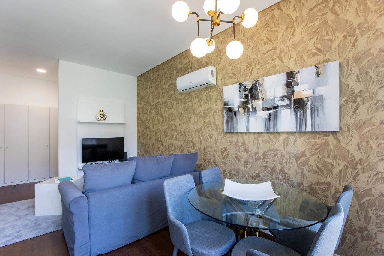 Superb 1Br Flat W/ Garden, Ac & Free Parking By Lovelystay Порту Екстер'єр фото